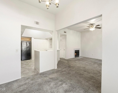 1331 W Baseline Road - Photo Thumbnail 4
