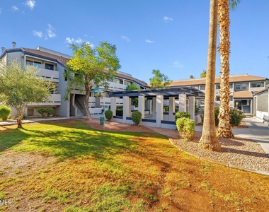 1331 W Baseline Road - Photo Thumbnail 20