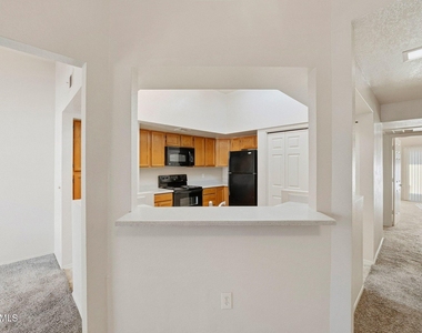1331 W Baseline Road - Photo Thumbnail 3