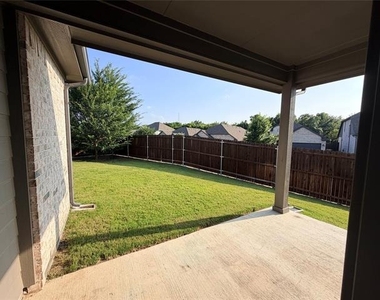 166 Camelia Street - Photo Thumbnail 11
