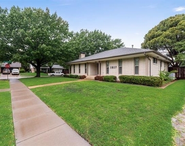 1817 Bardfield Avenue - Photo Thumbnail 24