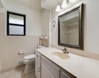 1817 Bardfield Avenue - Photo Thumbnail 18
