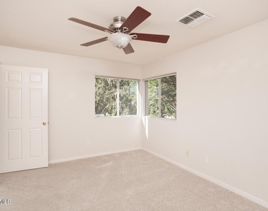 7771 E Foxmore Lane - Photo Thumbnail 12