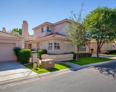7771 E Foxmore Lane - Photo Thumbnail 2
