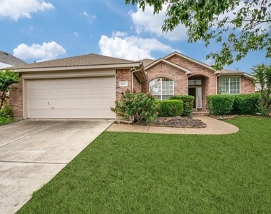 1617 Redwood Drive - Photo Thumbnail 1