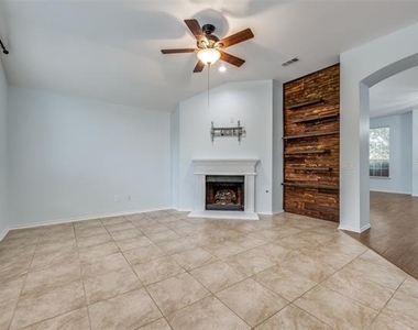 1617 Redwood Drive - Photo Thumbnail 9