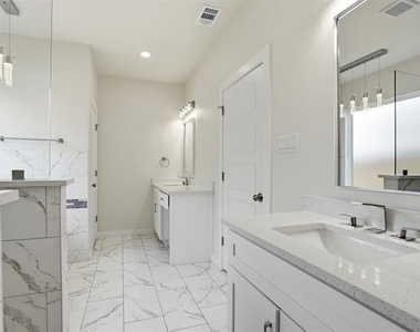 532 Highview Court - Photo Thumbnail 24