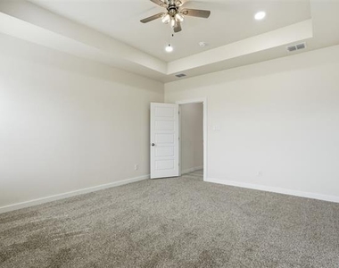 532 Highview Court - Photo Thumbnail 21