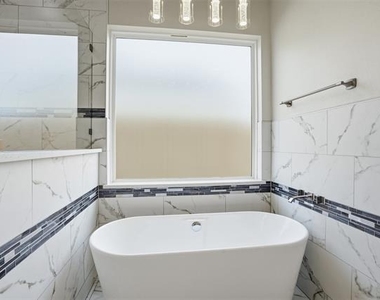 532 Highview Court - Photo Thumbnail 23