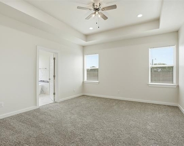 532 Highview Court - Photo Thumbnail 19