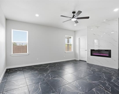 544 Highview Court - Photo Thumbnail 20