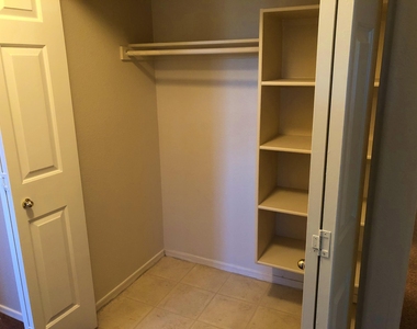 1719 S Pinto Drive - Photo Thumbnail 22