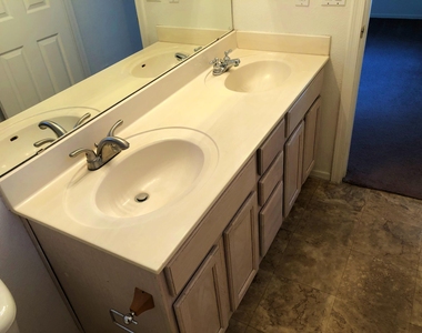 1719 S Pinto Drive - Photo Thumbnail 15