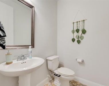 5805 Fuder Drive - Photo Thumbnail 15