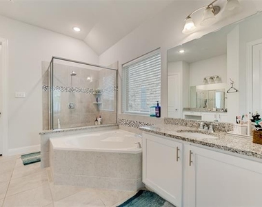 5805 Fuder Drive - Photo Thumbnail 12