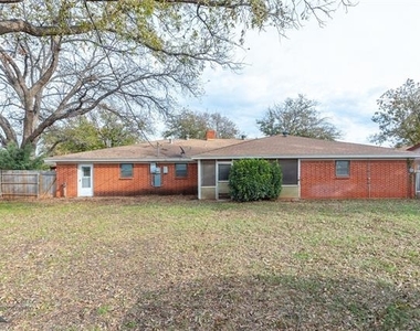 1926 Richland Drive - Photo Thumbnail 36