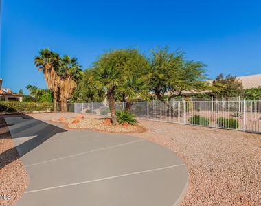 9310 E Crystal Drive - Photo Thumbnail 24