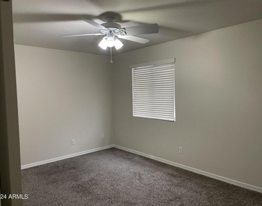 2018 W Davis Road - Photo Thumbnail 9