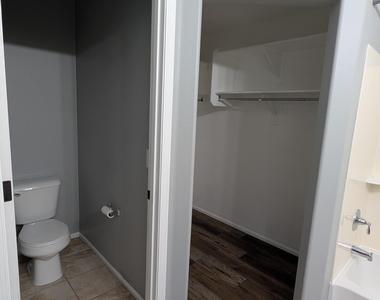 1377 E Pryor Road - Photo Thumbnail 8