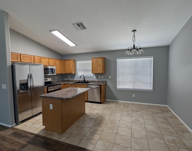 1377 E Pryor Road - Photo Thumbnail 13