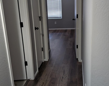 1377 E Pryor Road - Photo Thumbnail 21