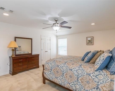 2650 Madison Avenue - Photo Thumbnail 19