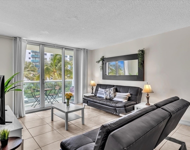 3901 S Ocean Drive - Photo Thumbnail 8