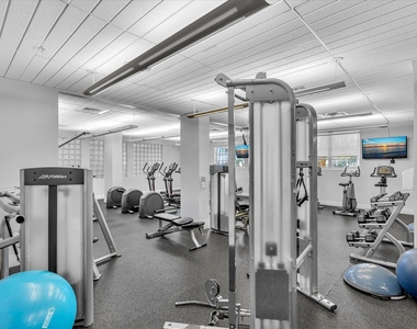 3901 S Ocean Drive - Photo Thumbnail 32
