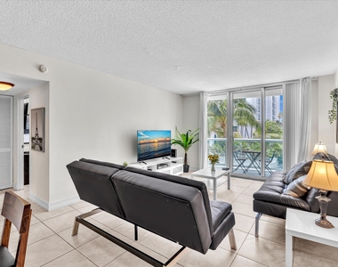 3901 S Ocean Drive - Photo Thumbnail 6