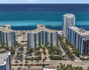 3901 S Ocean Drive - Photo Thumbnail 39