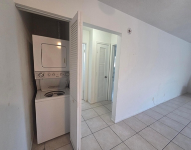 701 Se 15th Street - Photo Thumbnail 4
