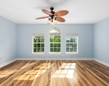 804 Ne 16th Avenue - Photo Thumbnail 5