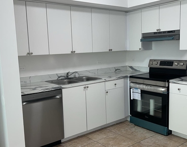 3650 N 56th Avenue - Photo Thumbnail 9