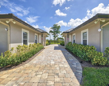 5219 130th Avenue S - Photo Thumbnail 8