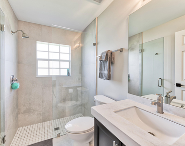 5219 130th Avenue S - Photo Thumbnail 10
