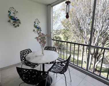 1055 Country Club Drive - Photo Thumbnail 3