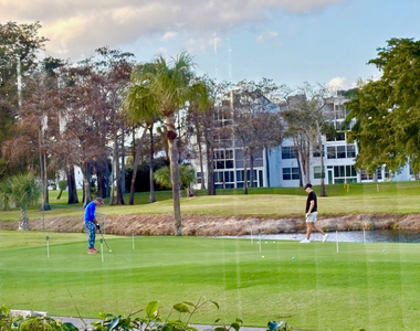 1055 Country Club Drive - Photo Thumbnail 28