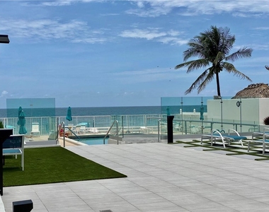 3750 Galt Ocean Drive - Photo Thumbnail 17