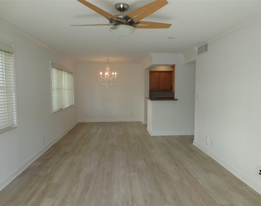 1515 E Broward Boulevard - Photo Thumbnail 4