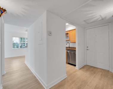 1515 E Broward Boulevard - Photo Thumbnail 20