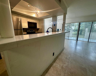 8801 W Sample Road - Photo Thumbnail 6
