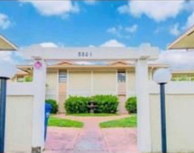 8801 W Sample Road - Photo Thumbnail 21
