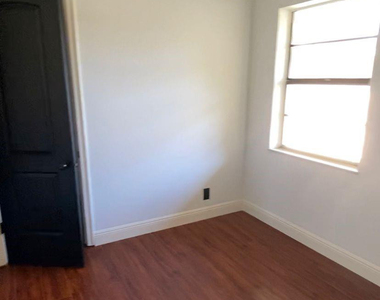 8801 W Sample Road - Photo Thumbnail 16
