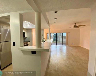 8801 W Sample Road - Photo Thumbnail 3