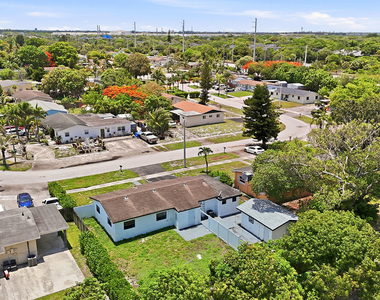 1060 Sw 5th Terrace - Photo Thumbnail 29