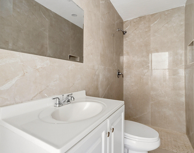 1060 Sw 5th Terrace - Photo Thumbnail 13