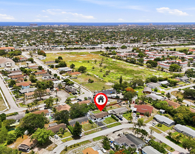 1060 Sw 5th Terrace - Photo Thumbnail 31