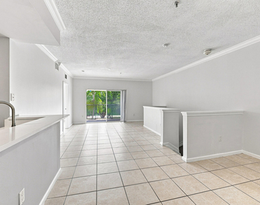 5860 W Sample Road - Photo Thumbnail 6
