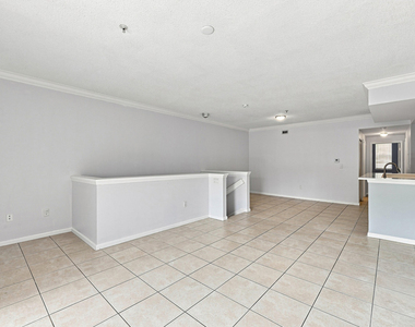 5860 W Sample Road - Photo Thumbnail 11