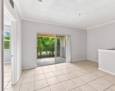 5860 W Sample Road - Photo Thumbnail 12